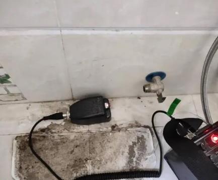 铁锋屋顶漏水维修公司分享下卫生间漏水的危害及解决方法